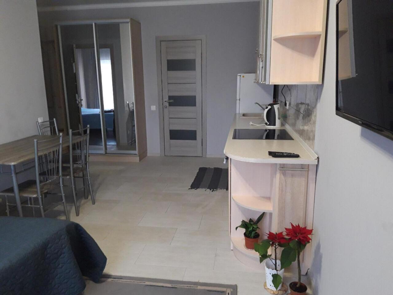 Lutsk, Double-Room Apartments Zewnętrze zdjęcie